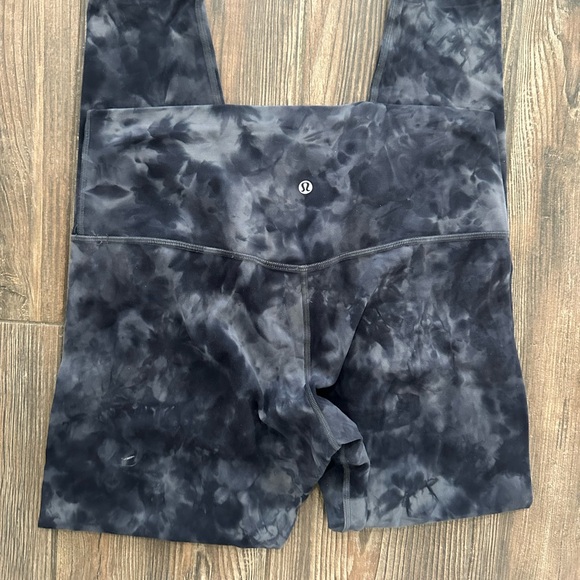 lululemon  28” Tie-Dye High-Rise Leggings Align Pant Diamond Pitch Graphite - Picture 13 of 14